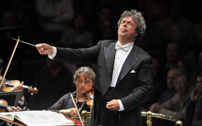 Bychkov conducts inaugural “Great Conductors at the Bolshoi” concert
